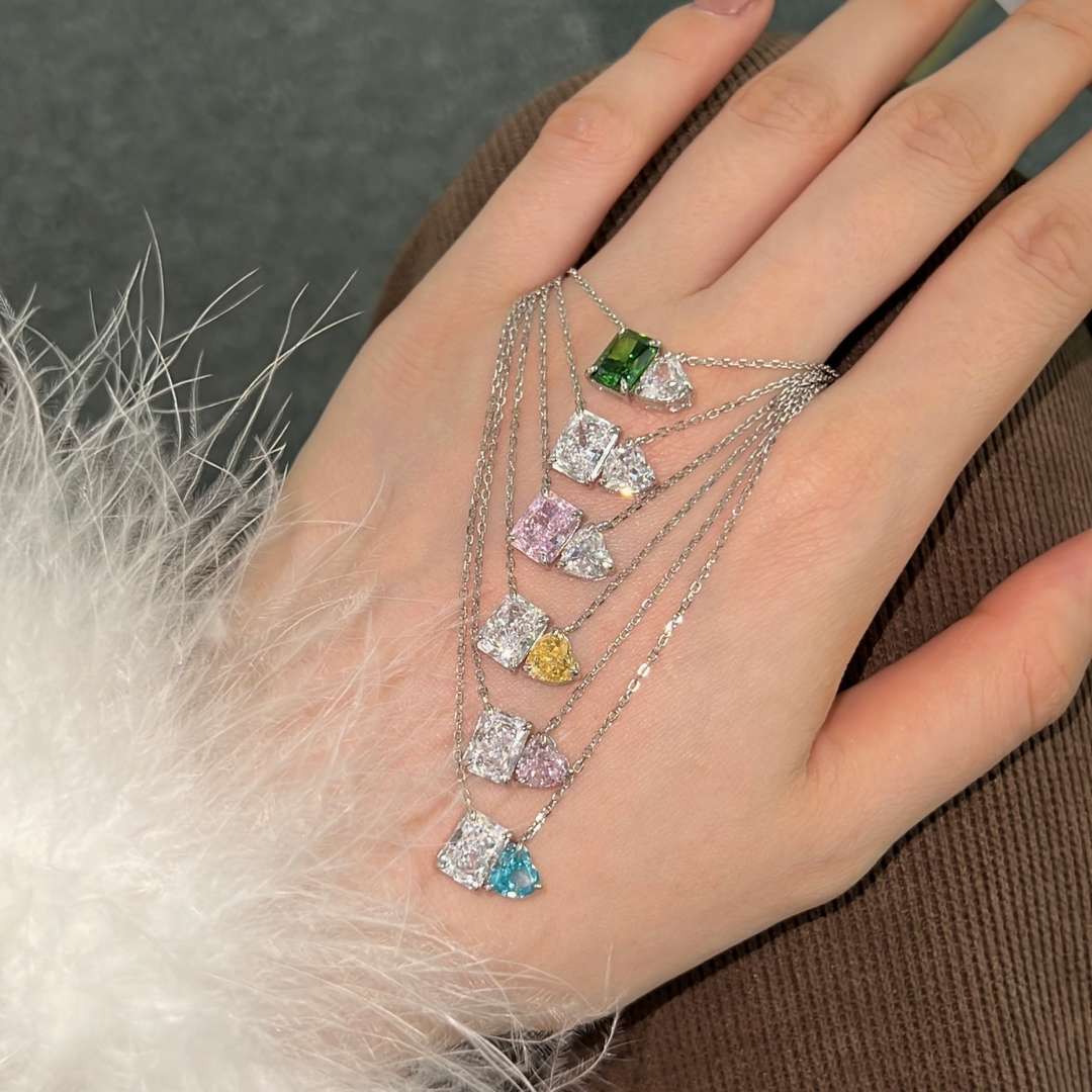 [HOT]Dazzling Square & Heart Shape Necklace