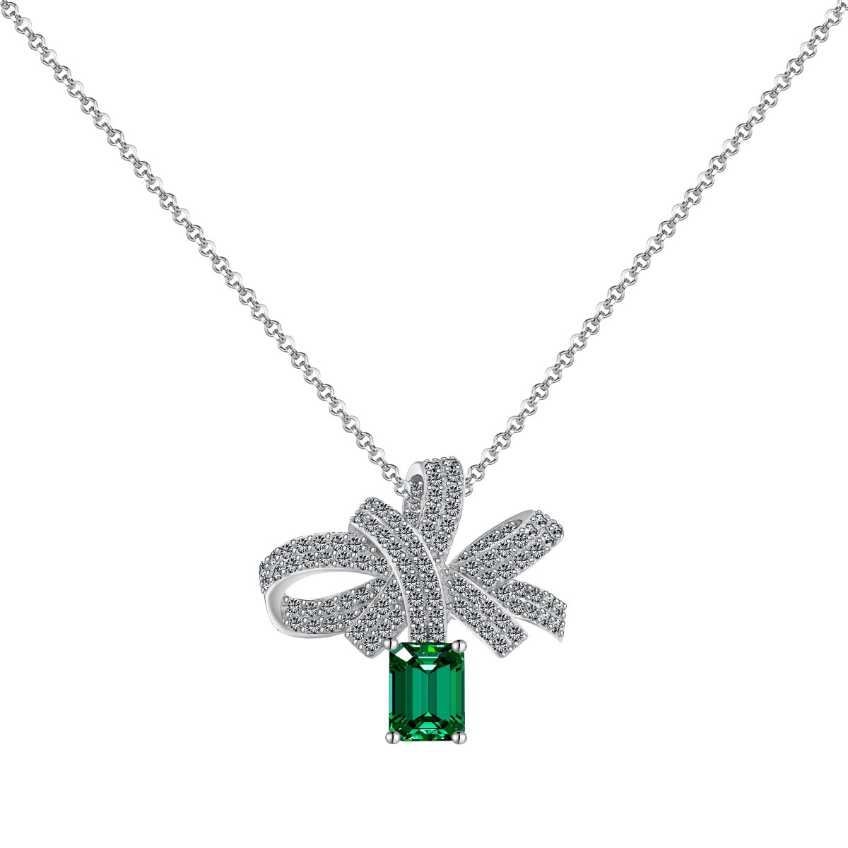 [HOT]Luxurious Flower Shape Emerald Cut Necklace
