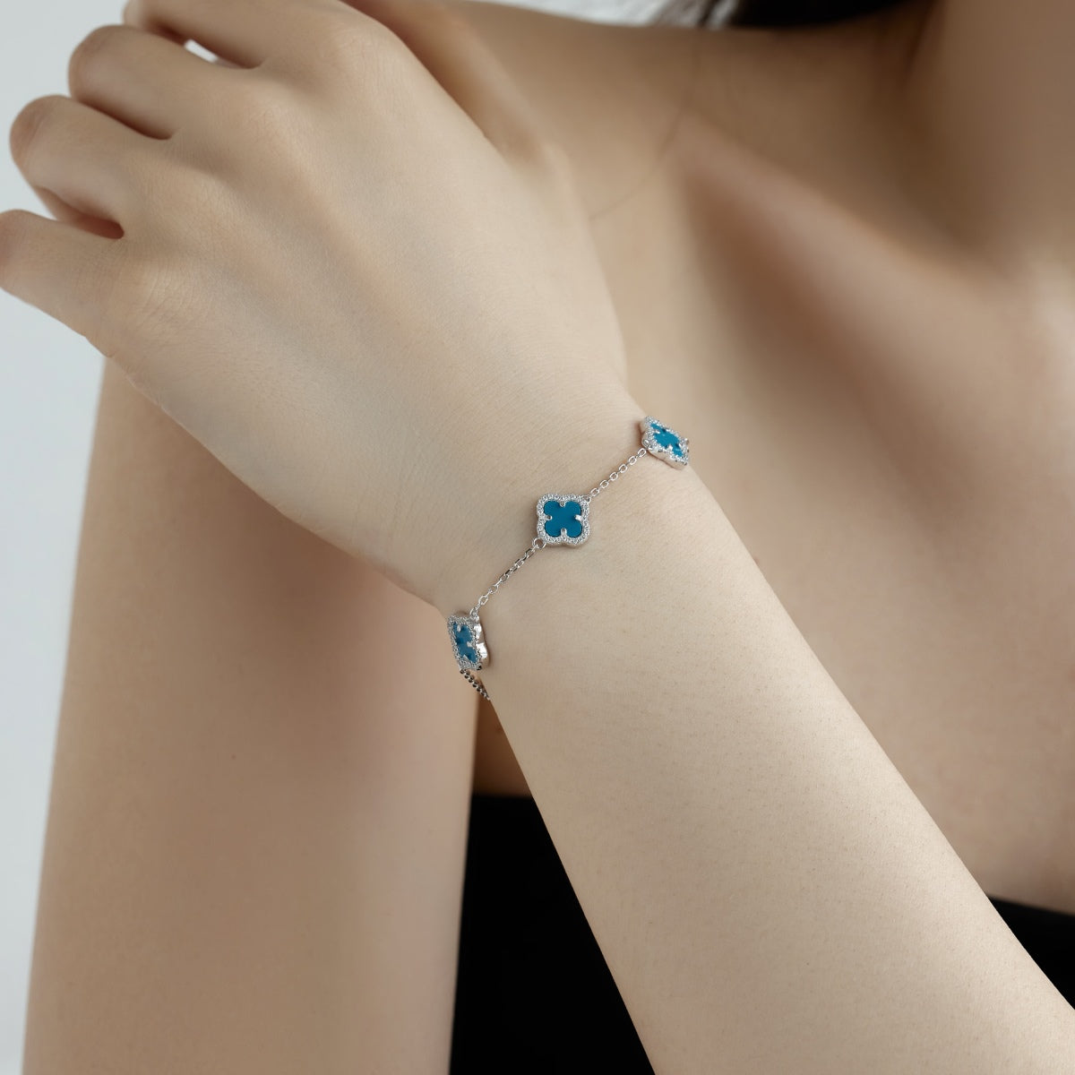 [HOT]Four-Leaf Clover Exquisite Bracelet