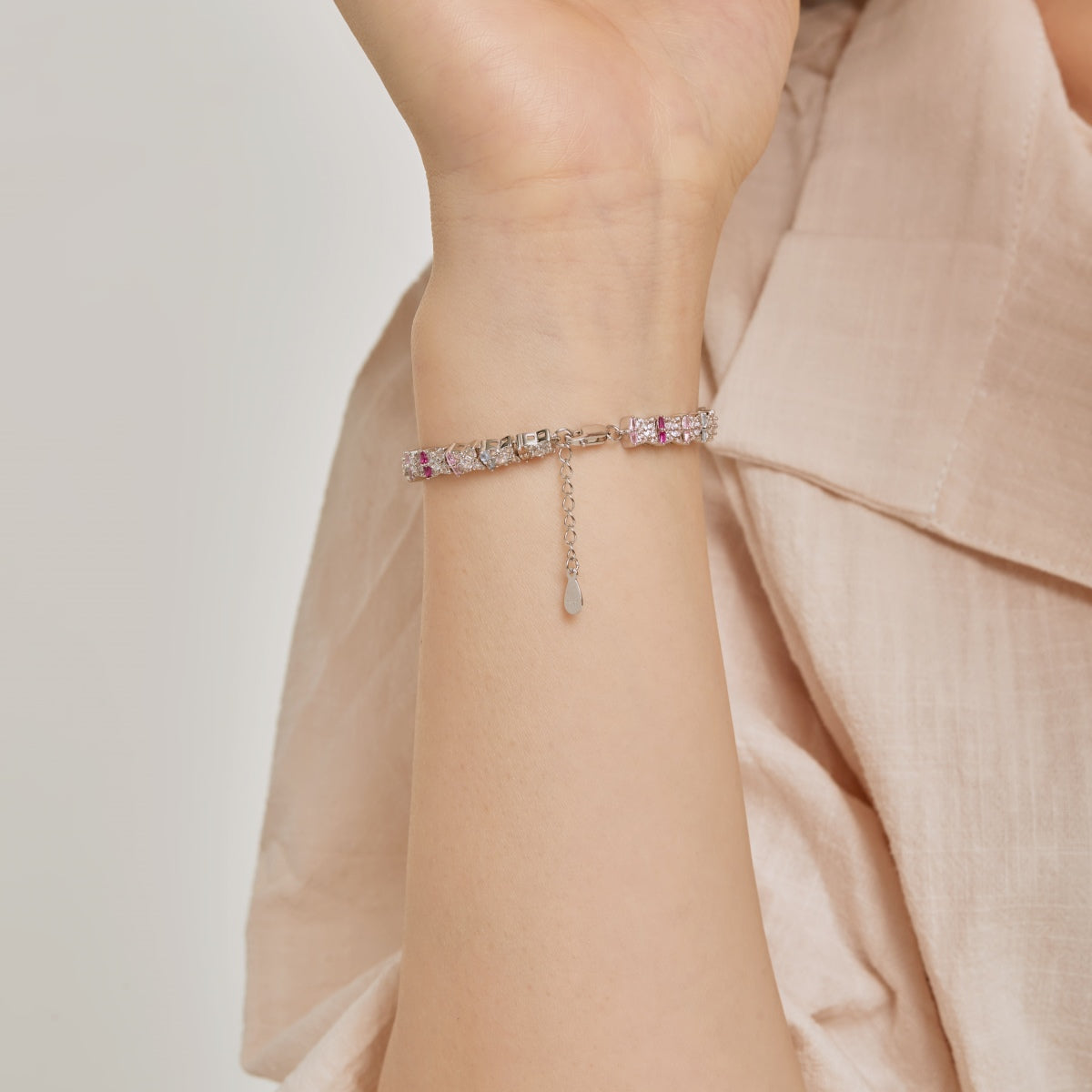 [HOT]Unique Colorful Flower Shape Daily Bracelet