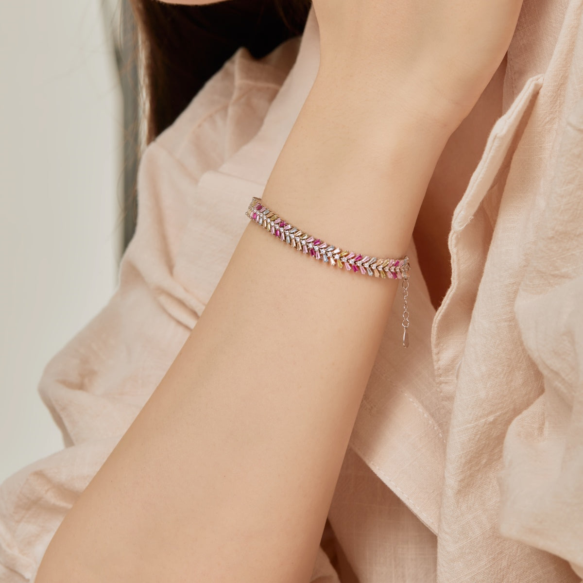 [HOT]Dainty Radiant Emerald Cut Daily Bracelet