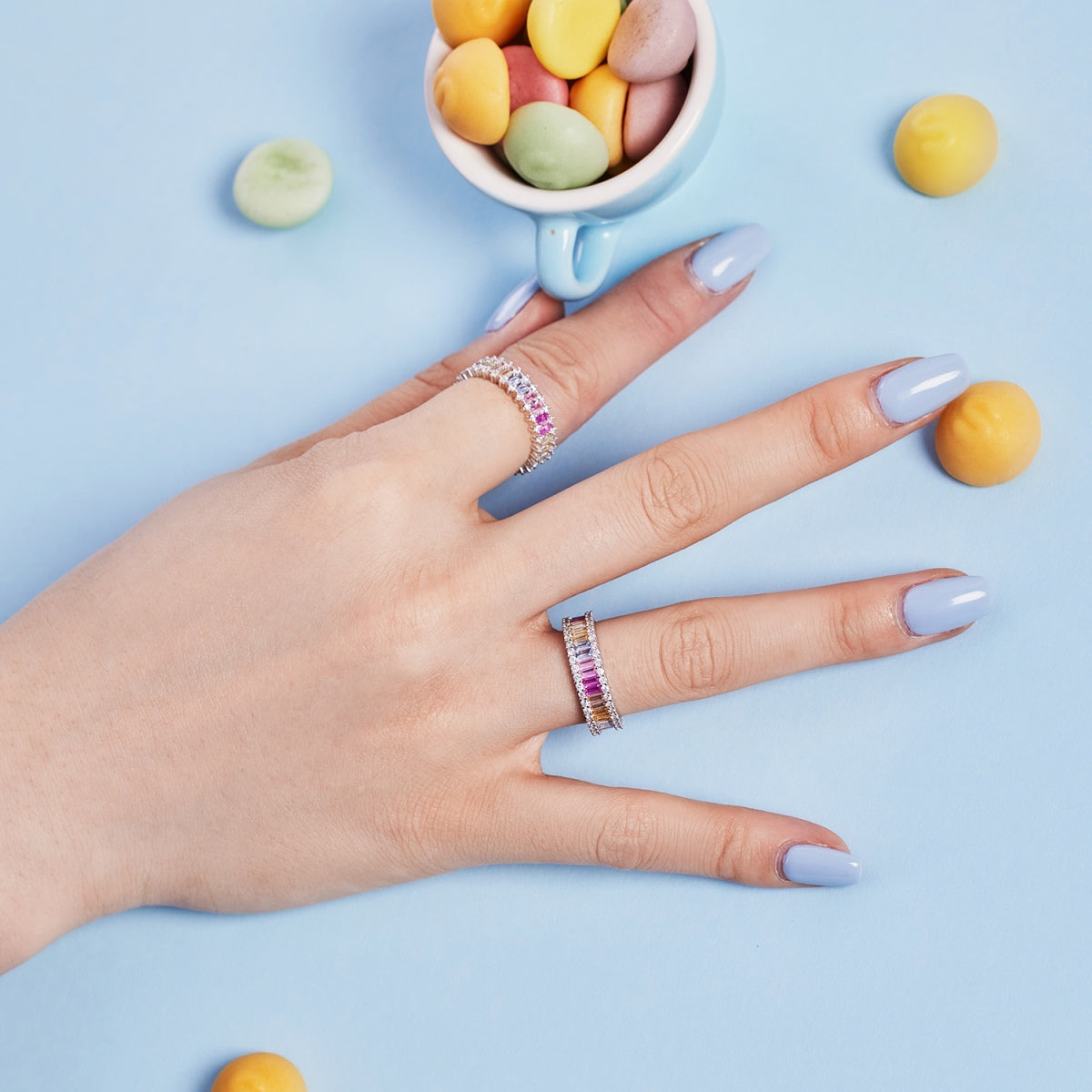 [HOT]Splashy Ornate Emerald Cut Cocktail Ring