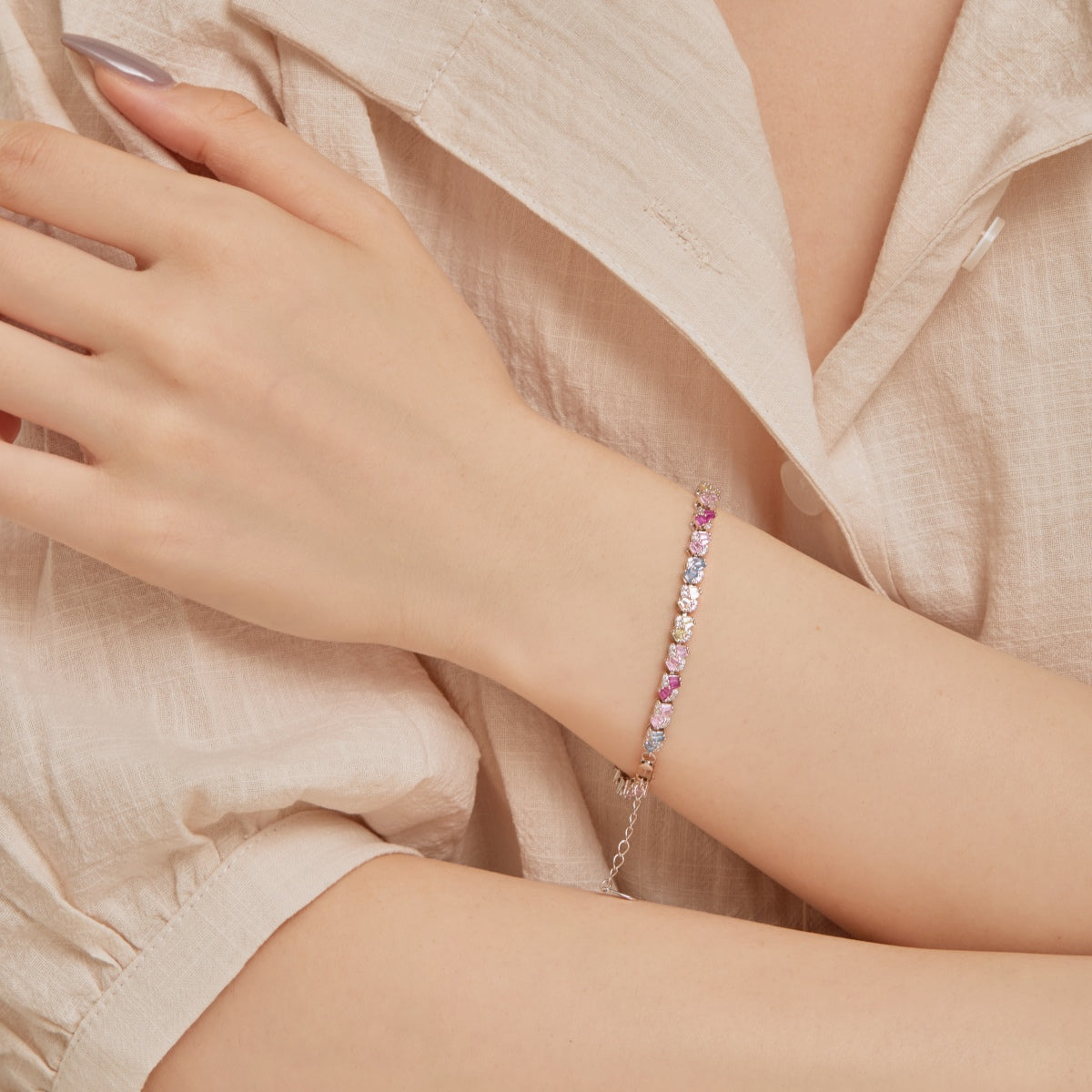 [HOT]Ornate Colorful Flower Shape Party Bracelet