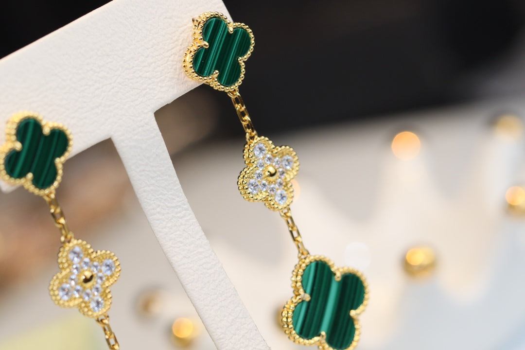 DIANA CLOVER EARRINGS GOLD MALACHITE DIAMOND 3 MOTIF