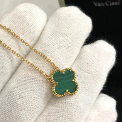 DIANA CLOVER 15MM MALACHITE SINGLE FLOWER  NECKLACE