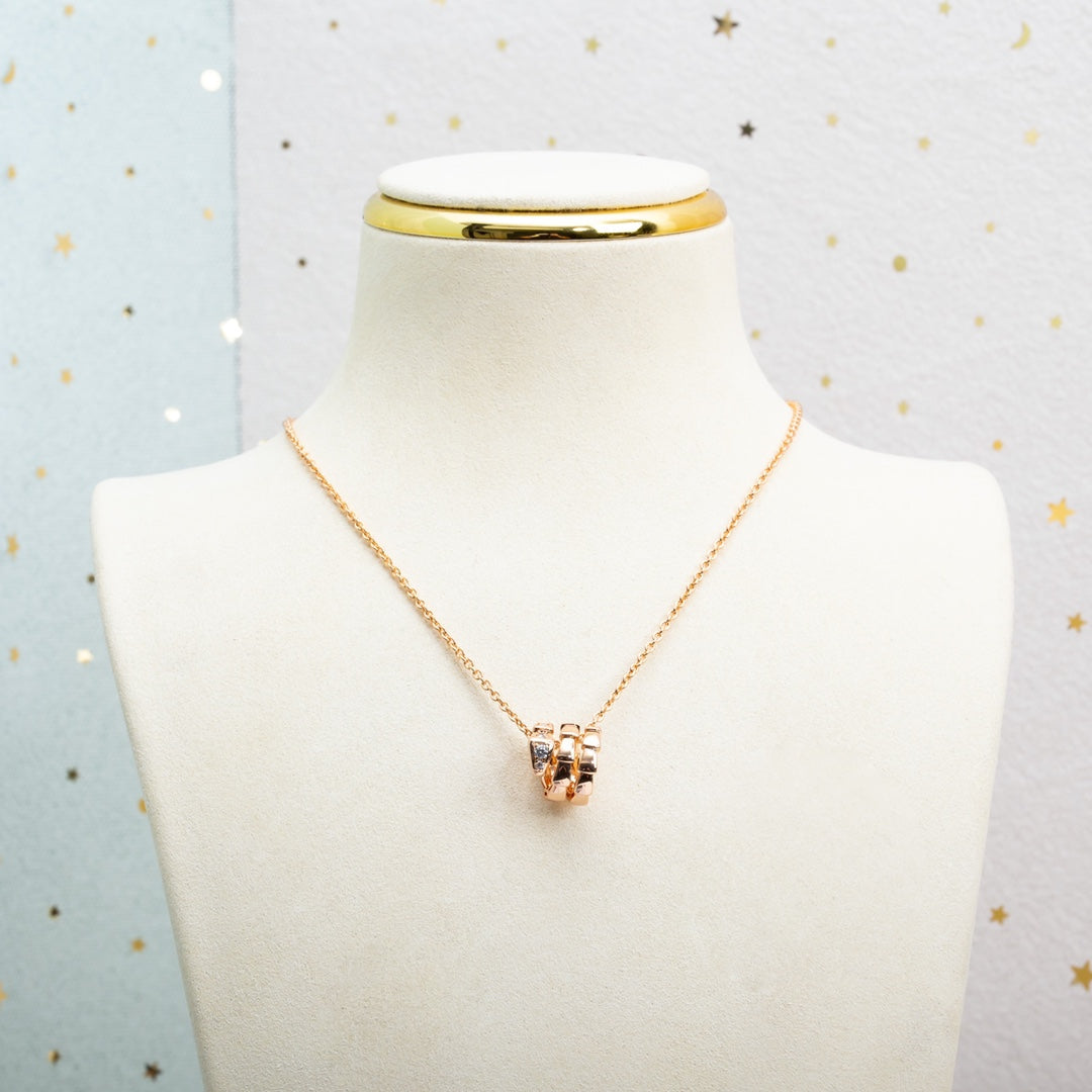 DIANA SERPENTI PINK GOLD NECKLACE DIAMOND