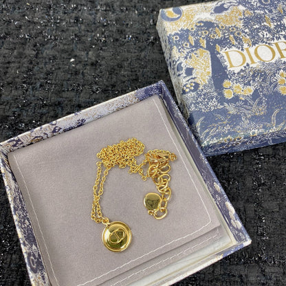 CD PEDANT GOLD NECKLACE