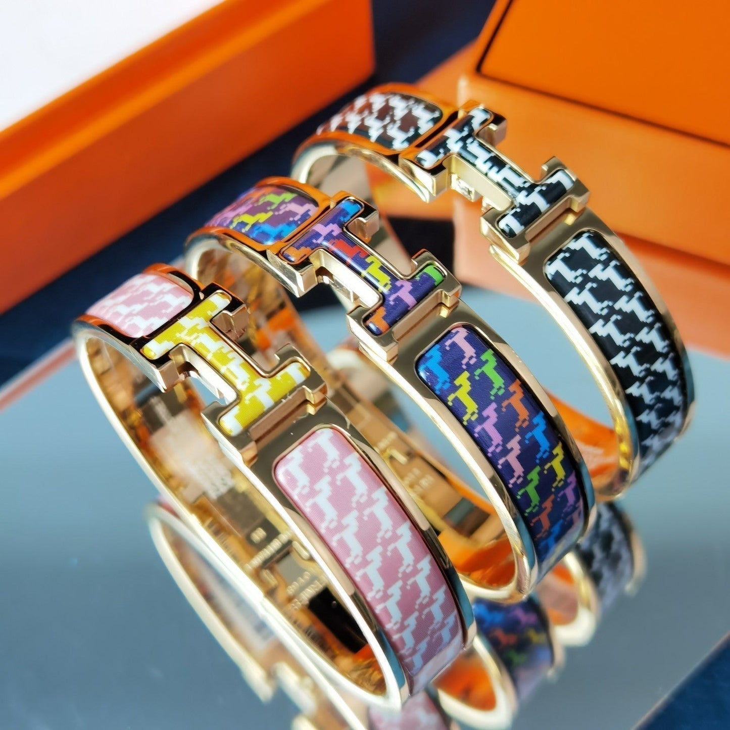 DIANA H HORSE BRACELET 12MM