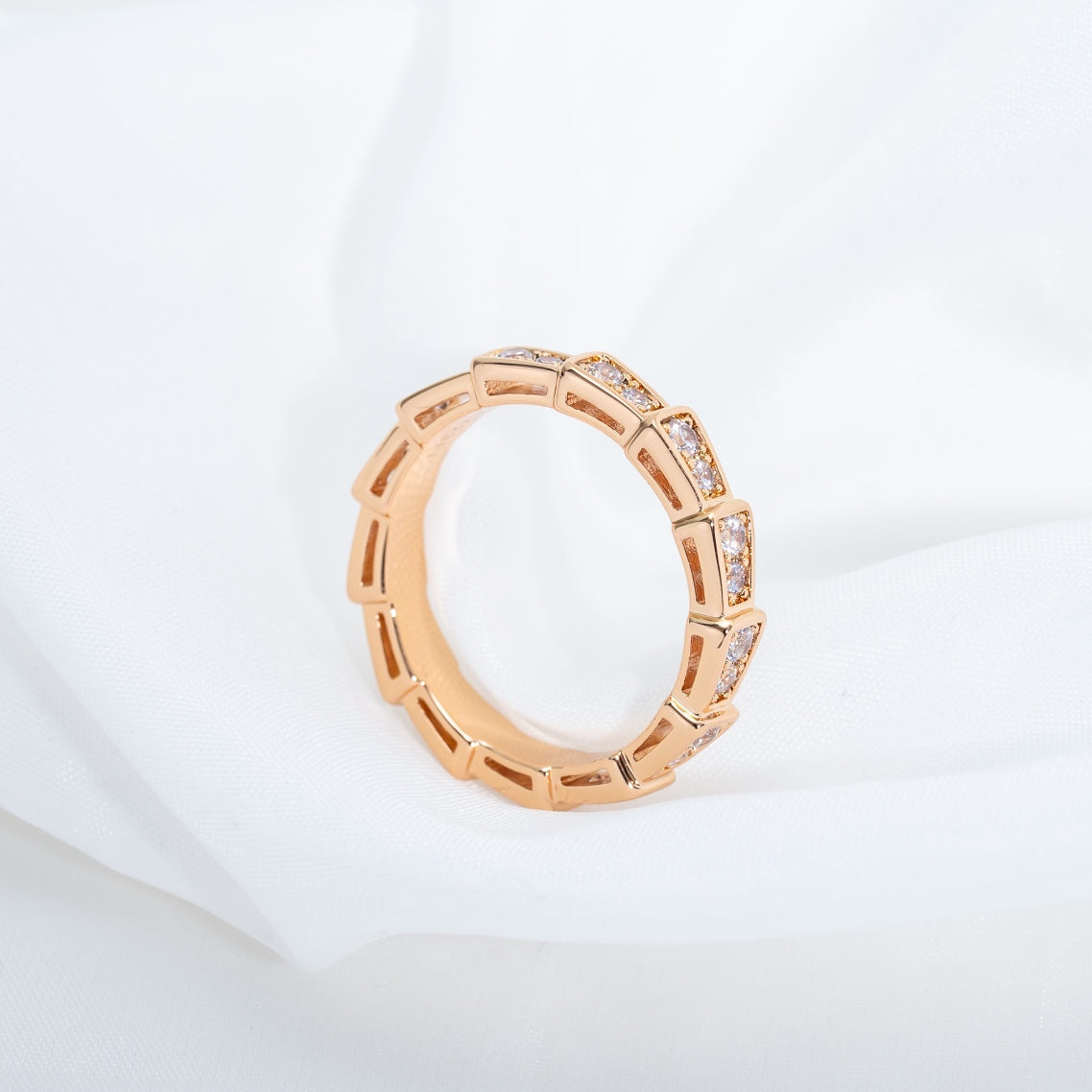 DIANA SERPENTI RING PINK GOLD DIAMOND PAVED 3MM