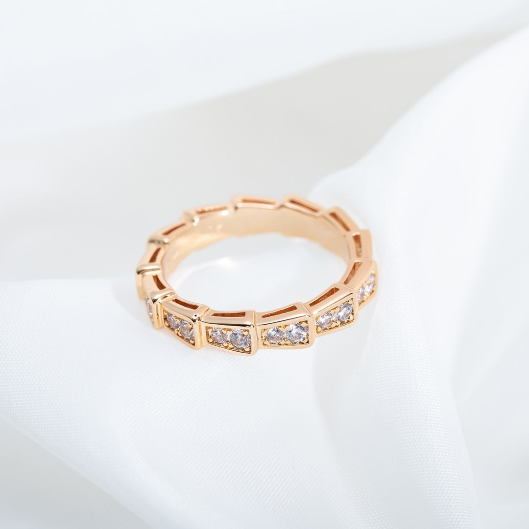 DIANA SERPENTI RING PINK GOLD DIAMOND PAVED 3MM