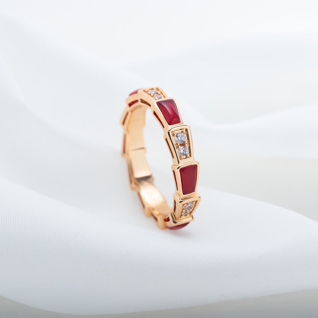 DIANA SERPENTI RING PINK GOLD CARNELIAN DIAMOND 3MM