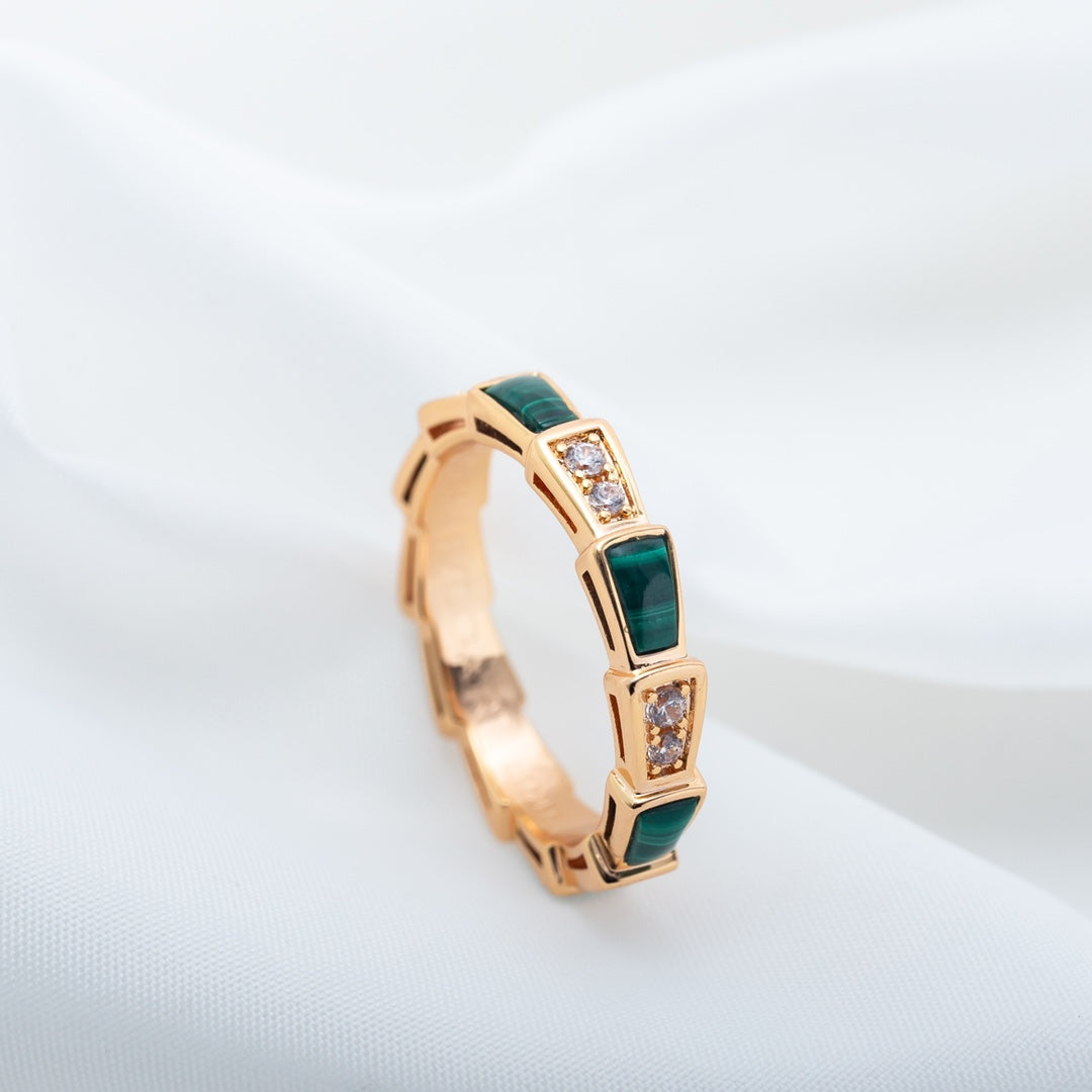 DIANA SERPENTI RING PINK GOLD MALACHITE DIAMOND 3MM