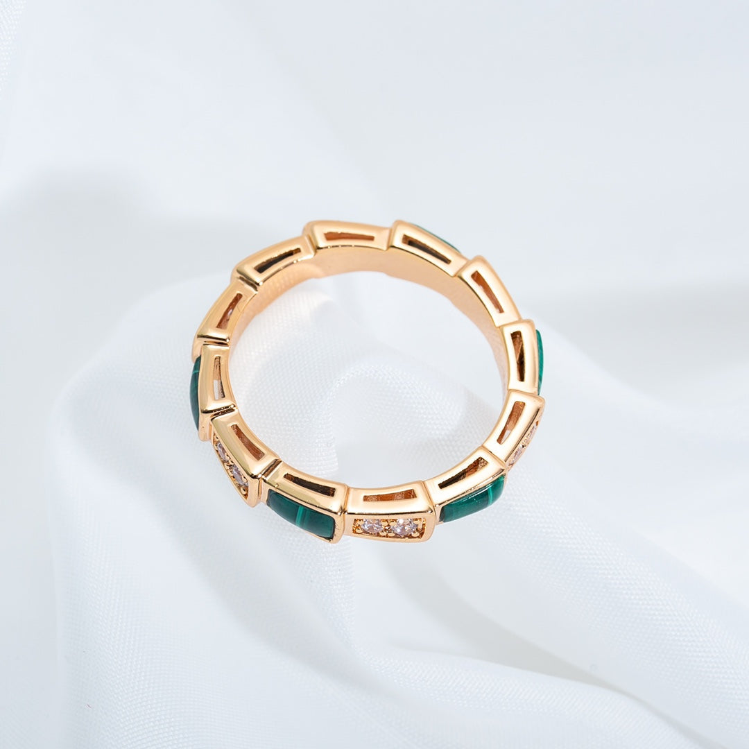 DIANA SERPENTI RING PINK GOLD MALACHITE DIAMOND 3MM