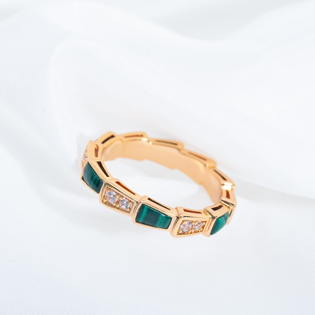 DIANA SERPENTI RING PINK GOLD MALACHITE DIAMOND 3MM