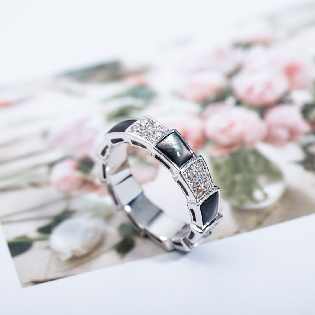 DIANA SERPENTI RING SILVER DIAMOND BLACK MOP 4MM