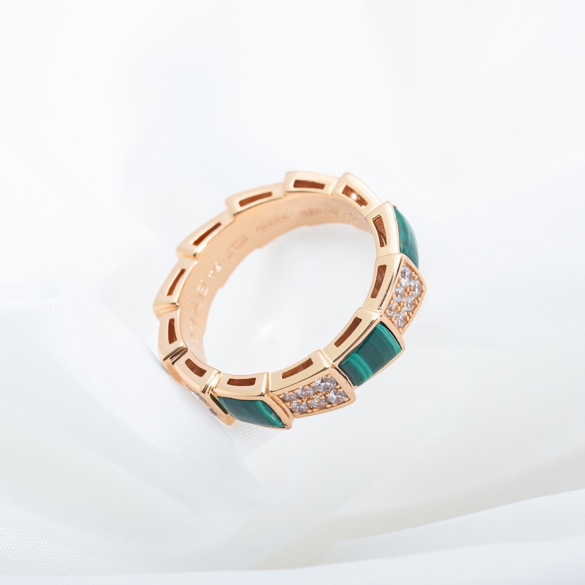 DIANA SERPENTI RING PINK GOLD MALACHITE DIAMOND PAVED 4MM