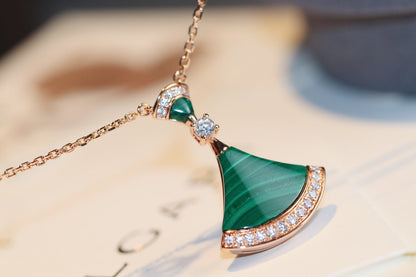 DIANA DREAM NECKLACE MALACHITE DIAMOND