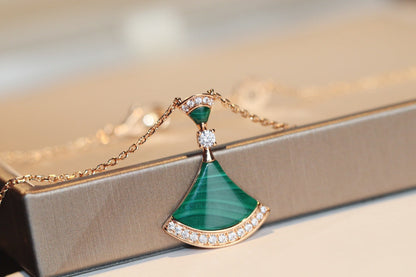 DIANA DREAM NECKLACE MALACHITE DIAMOND