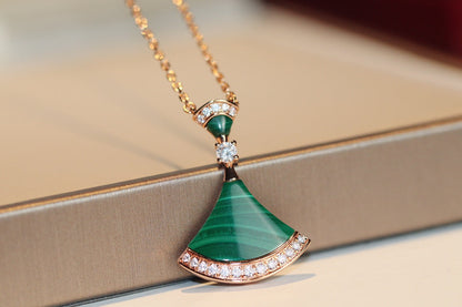DIANA DREAM NECKLACE MALACHITE DIAMOND