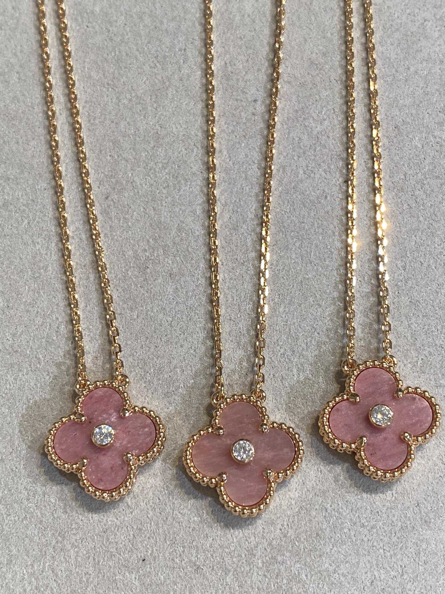 DIANA CLOVER 15MM DIAMOND RHODONITE NECKLACE