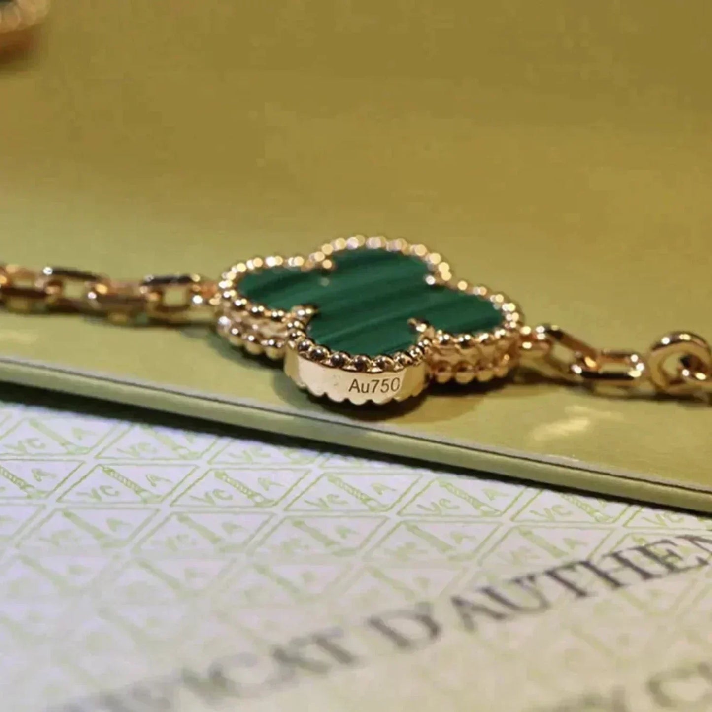 DIANA CLOVER 5 MOTIFS MALACHITE BRACELET