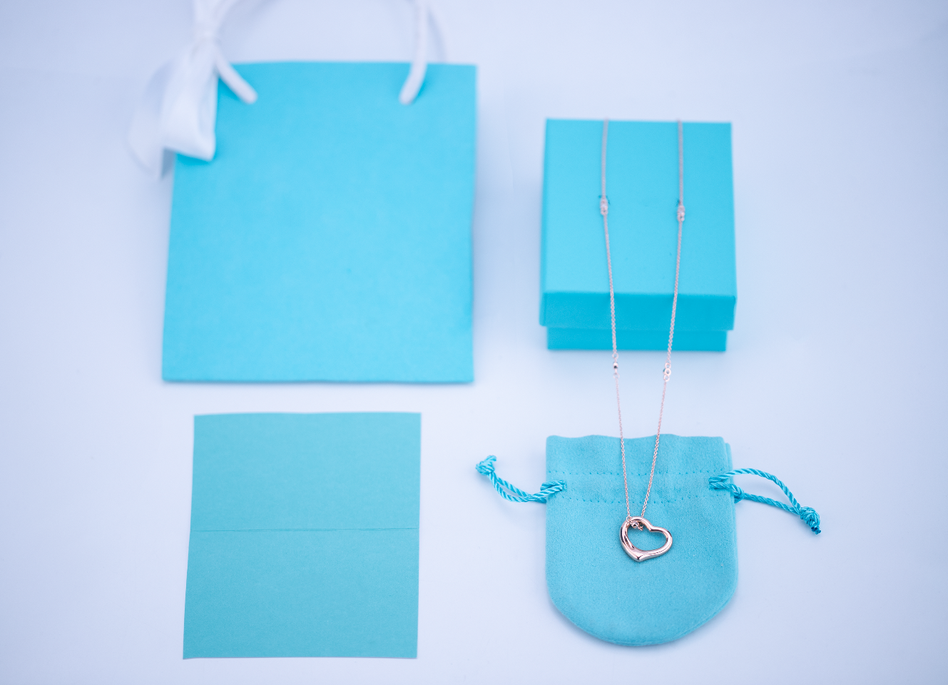 OPEN HEART PEDANT PINK GOLD NECKLACE