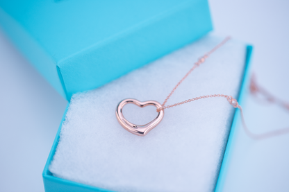 OPEN HEART PEDANT PINK GOLD NECKLACE