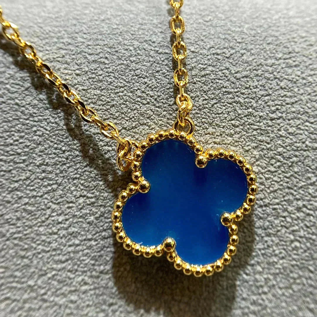DIANA CLOVER 15MM BLUE AGATE NECKLACE