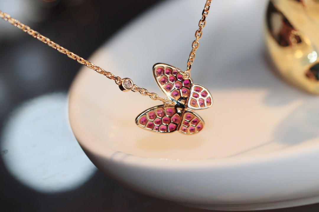 DIANA BUTTERFLY RED DIAMOND ROSE GOLD NECKLACE