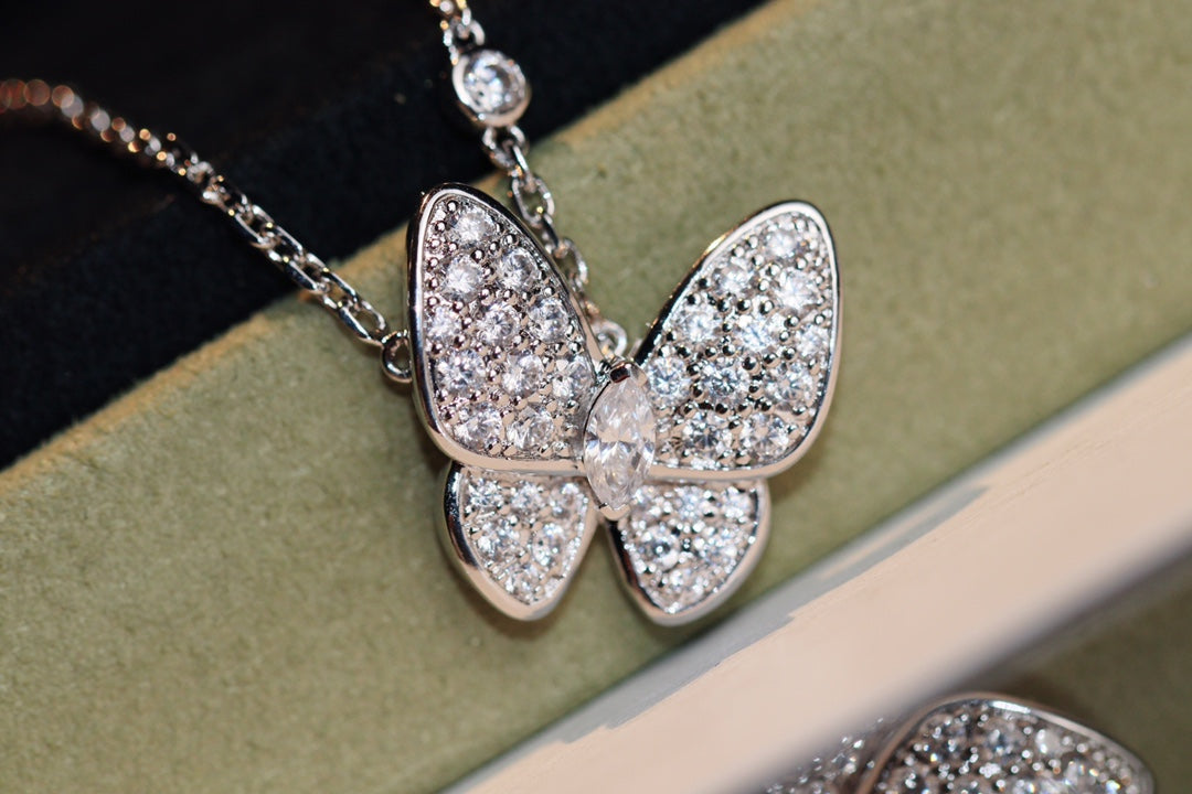 DIANA BUTTERFLY DIAMOND NECKLACE