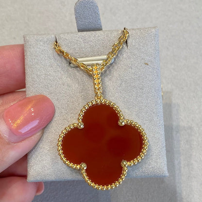 DIANA CLOVER 25MM NECKLACE GOLD CARNELIAN