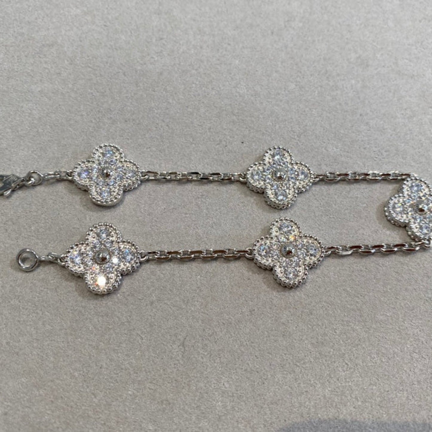 DIANA CLOVER 5 MOTIFS  DIAMOND BRACELET SILVER