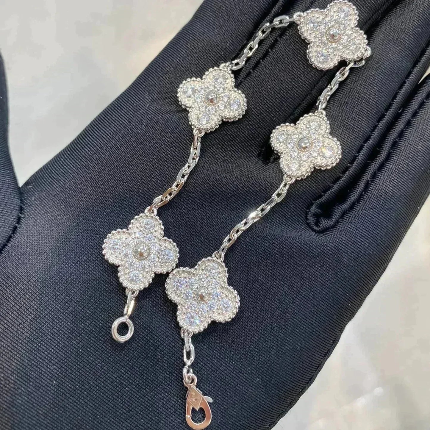 DIANA CLOVER 5 MOTIFS  DIAMOND BRACELET SILVER