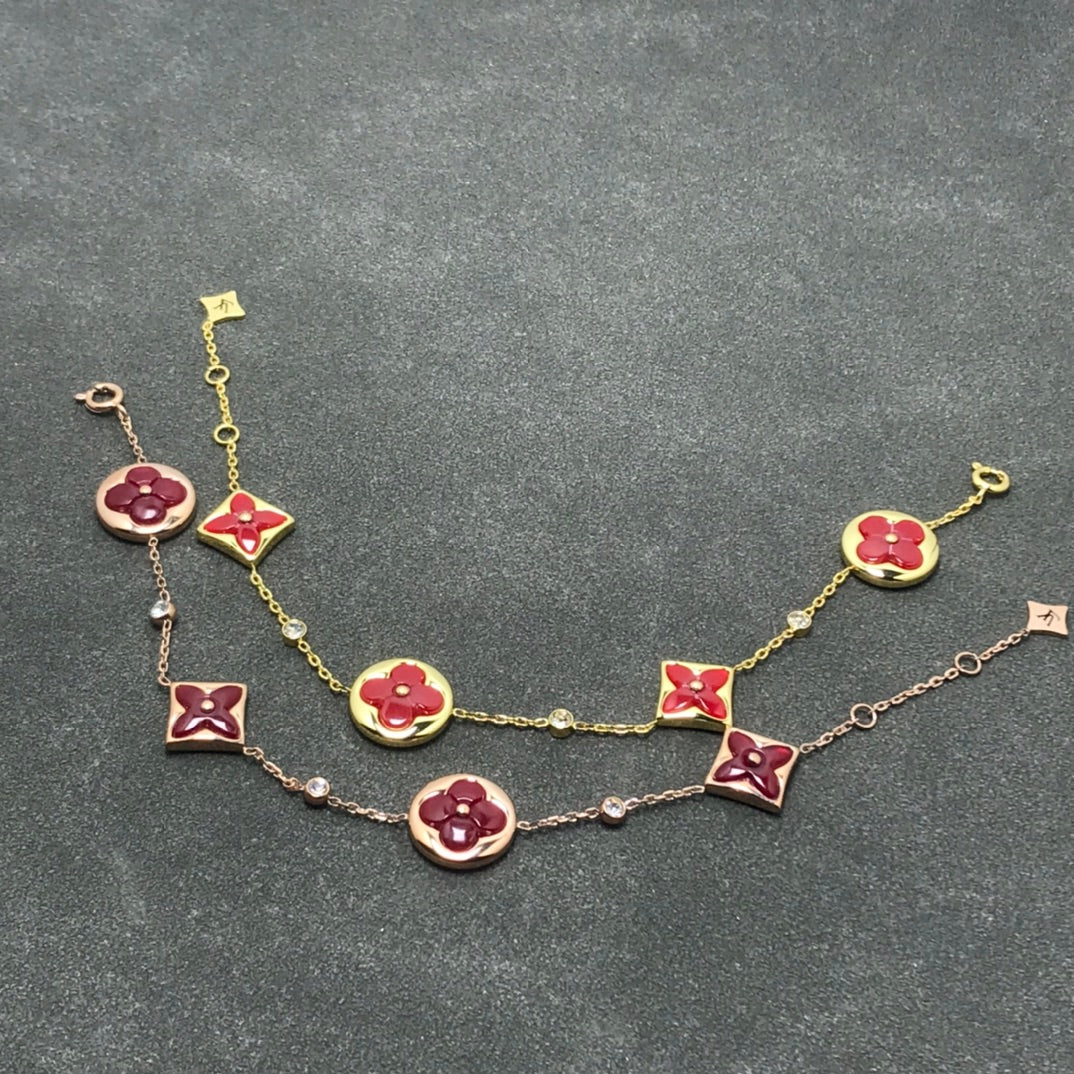 DIANA STAR AND SUN CARNELIAN 4 MOTIFS 3 DIAMONDS