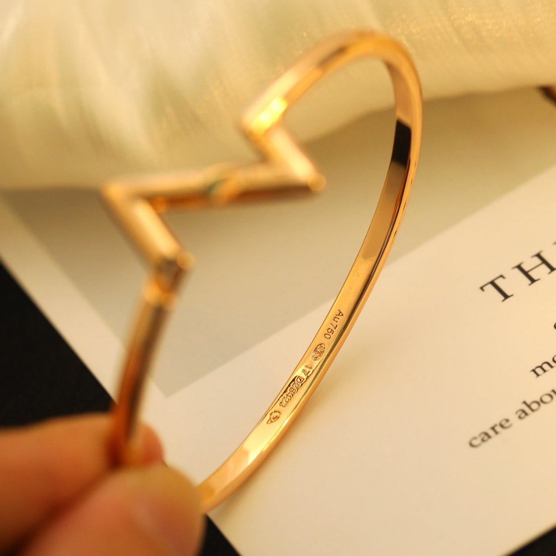 DIANA VOLTE UPSITE DOWN BRACELET