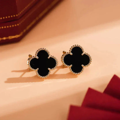 DIANA CLOVER MEDIUM 1 MOTIFS  ONYX STUD EARRINGS