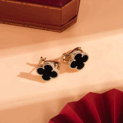 DIANA CLOVER MEDIUM 1 MOTIFS  ONYX STUD EARRINGS