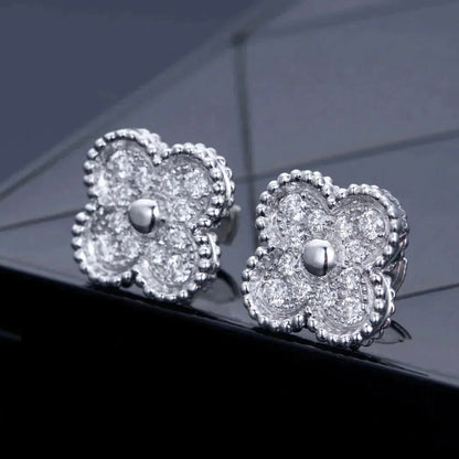 DIANA CLOVER 1 MOTIFS DIAMOND STUD EARRINGS SILVER