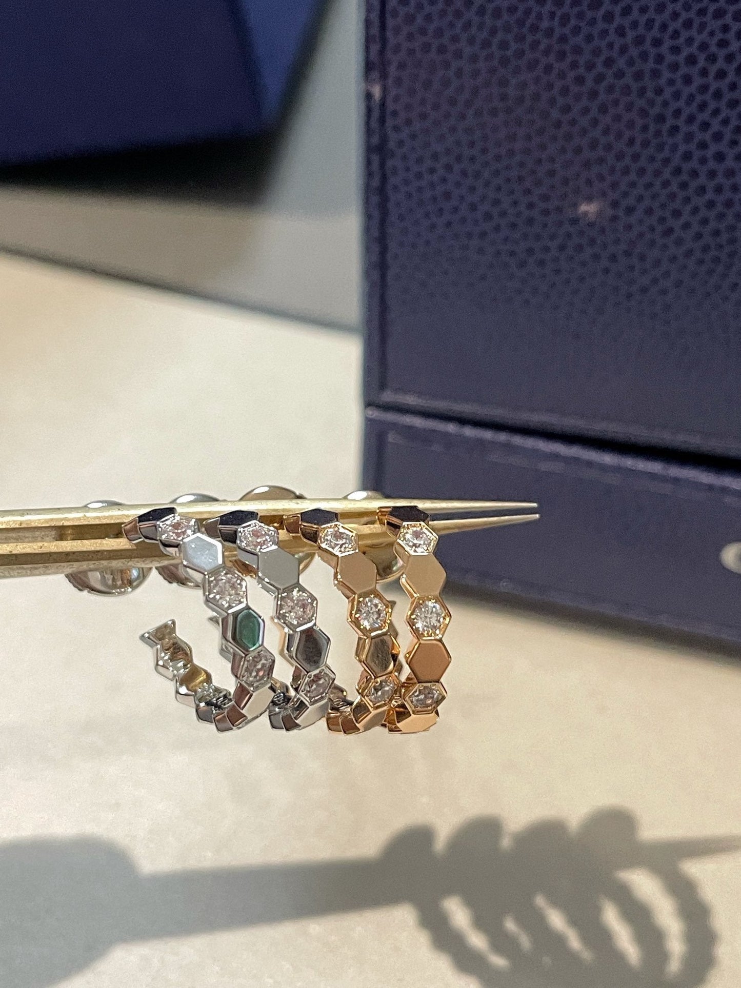 DIANA Hollow Design Four-Leaf Clover Flower Shape Ring