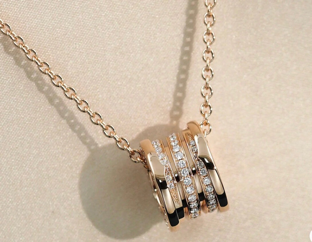 DIANA ZERO 1 PINK GOLD DIAMOND NECKLACE