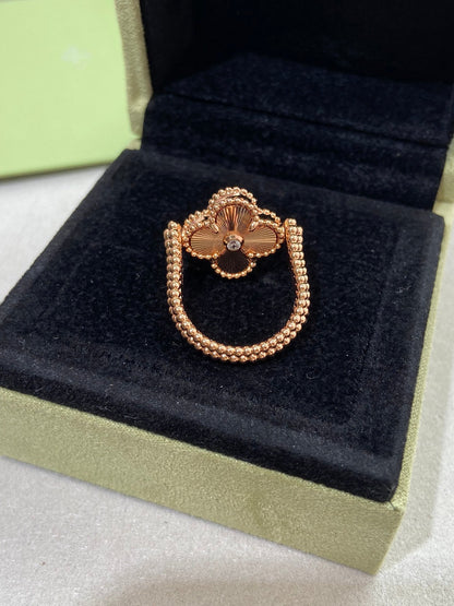 DIANA CLOVER RIVERSIBLE ROSE GOLD RING