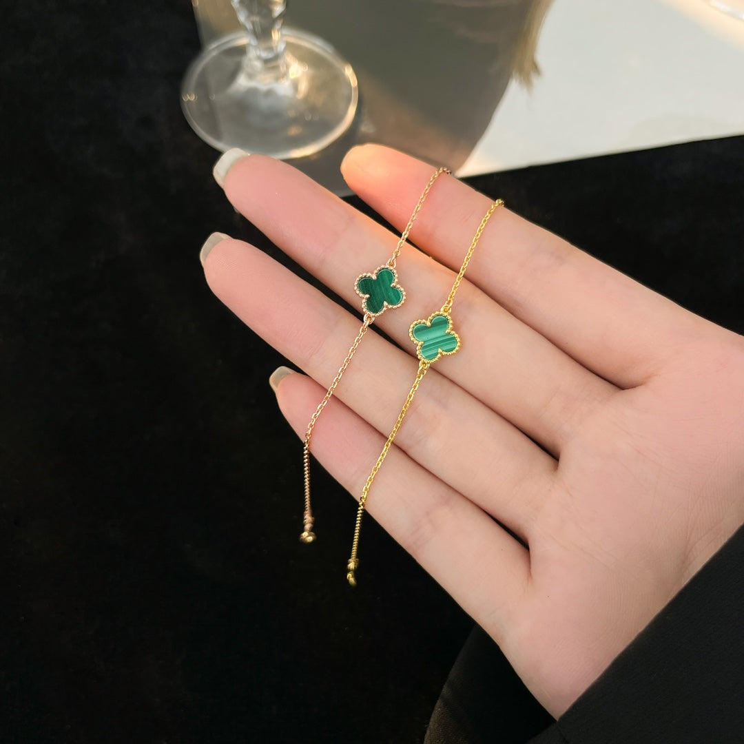 DIANA CLOVER BRACELET MALACHITE 1 MOTIF