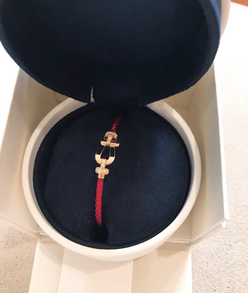 DIANA FORCE 10 HALF DIAMOND PINK GOLD RED CORDERI LARGE AND MEDIUM MODEL