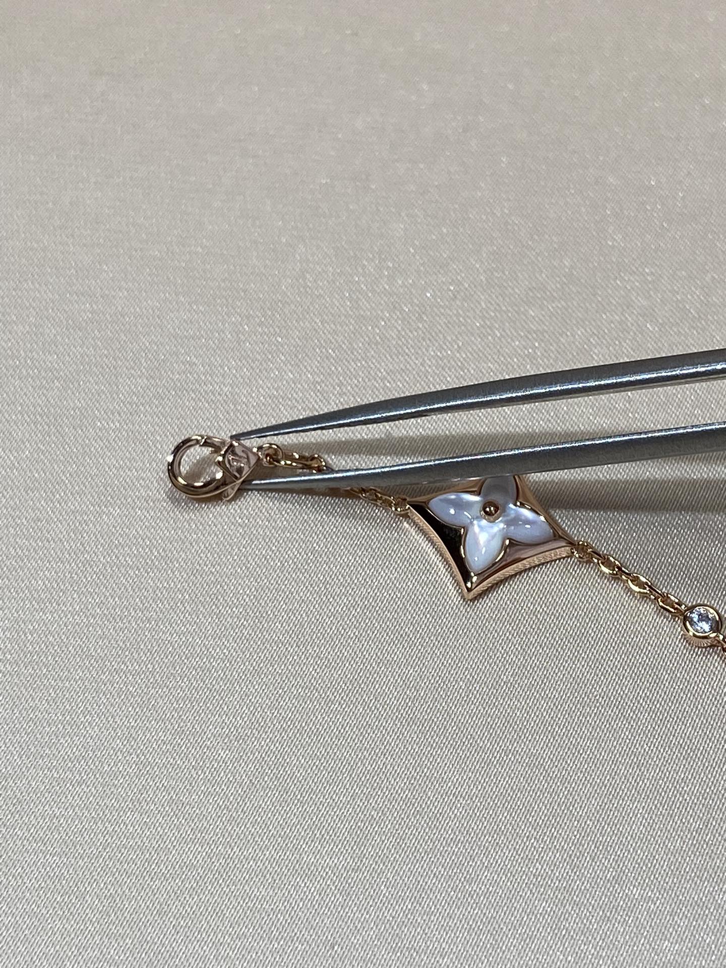 DIANA STAR 4 MOTIF MOP DIAMOND PINK GOLD BRACELET