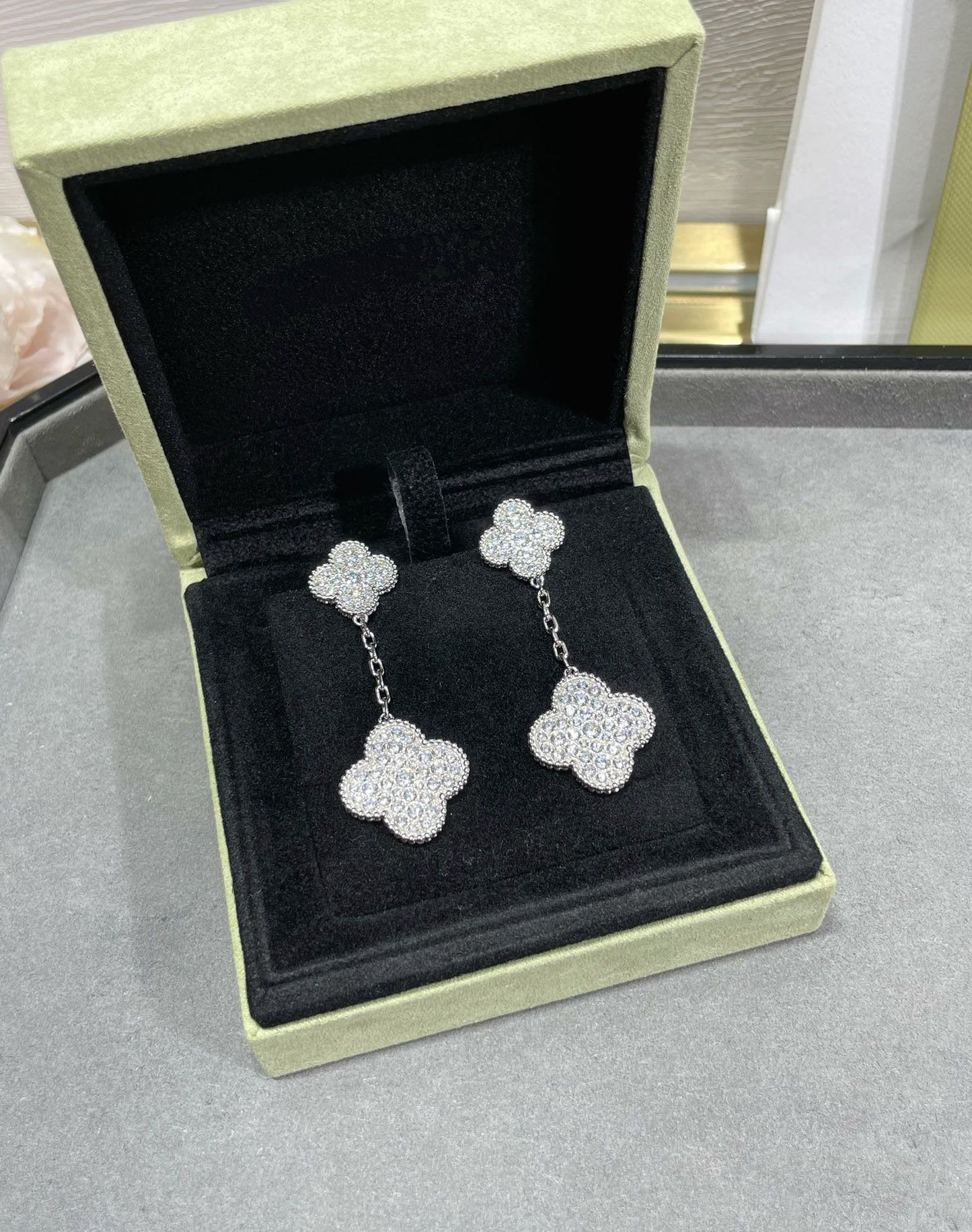 DIANA CLOVER 2 MOTIFS DIAMOND PAVED SILVER EARRINGS