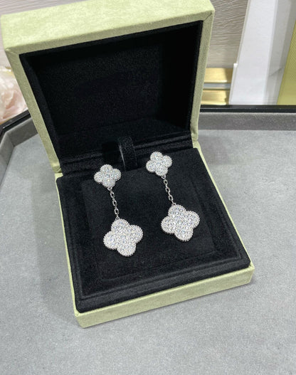 DIANA CLOVER 2 MOTIFS DIAMOND PAVED SILVER EARRINGS