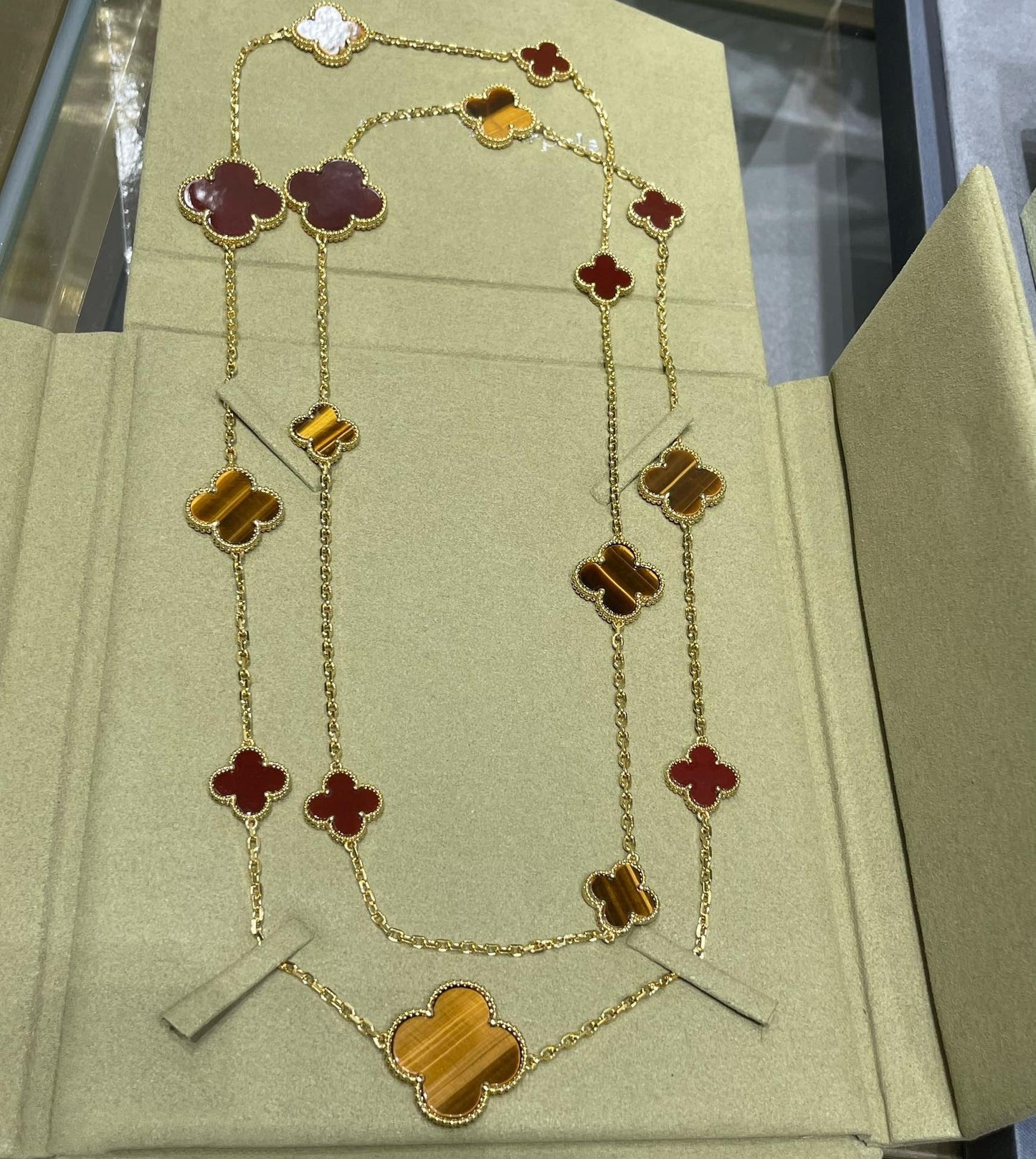 DIANA CLOVER 16 MOTIF CARNELIAN TIGER EYE ROSE GOLD NECKLACE