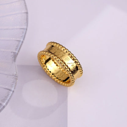 DIANA PERLEE SIGNATURE RING