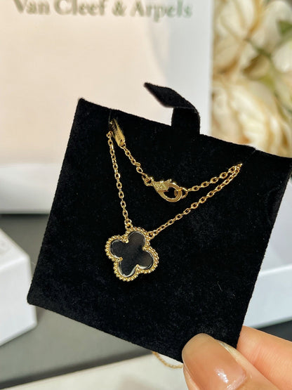 DIANA CLOVER ROCK CRYSTAL ROSE GOLD NECKLACE