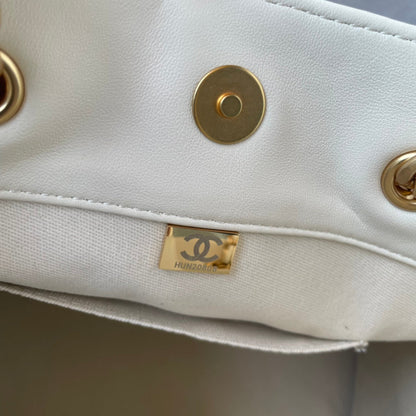 SMALL TOTE 31CM WHITE LAMBSKIN GOLD HARDWARE